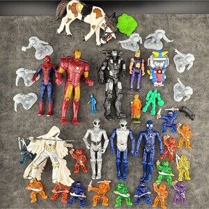 Plastic Toys Lot Figures Spider-Man Iron Man Ghost Rider Ninja Astronauts Robots